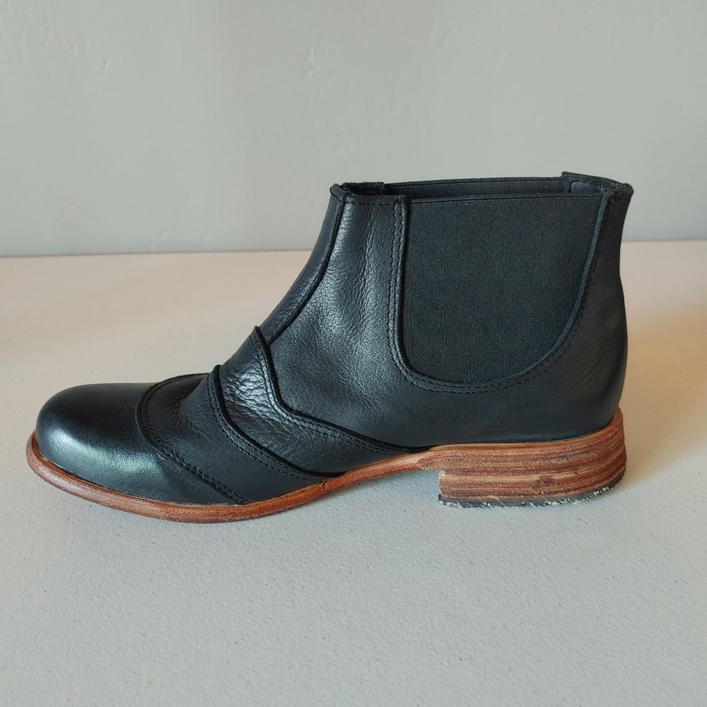 Chelsea Bootie "NEW" - Picture 12 of 13